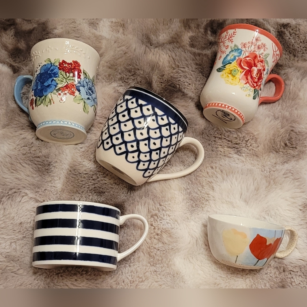 Lot of Colorful Floral and Patterned Mugs